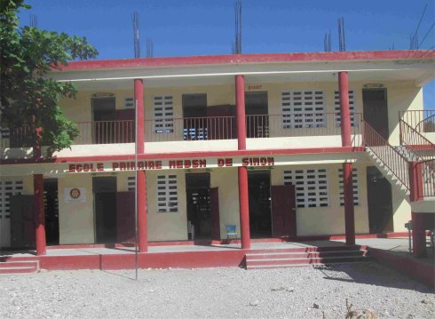 United Caribbean Trust Sawyer school distribution to help survivors of Hurricane Matthew in Haiti with Sawyer filtered clean water 