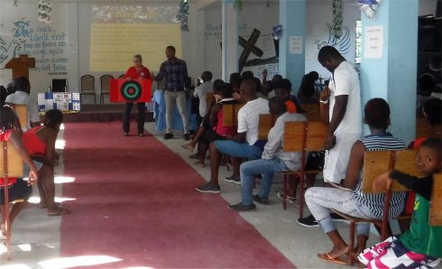 Follow Me Kids Discipleship Training introducing the Follow Me childrens curriculum reaching Haiti in French