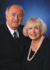 Drs. Paul and Claire Hollis