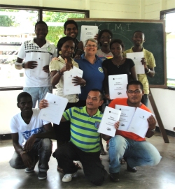 Seen here the Bible Students during the KIMI training in Suriname